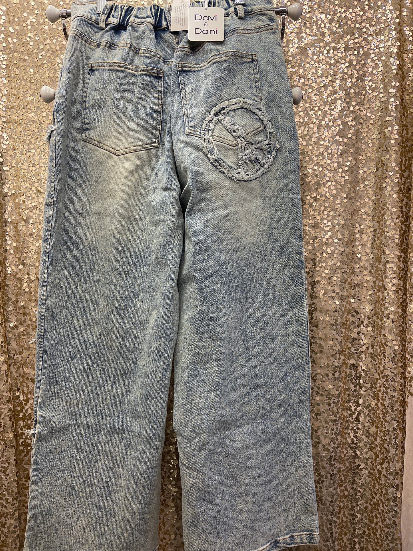 D&D PEACE PATCH PLUS SIZE JEANS