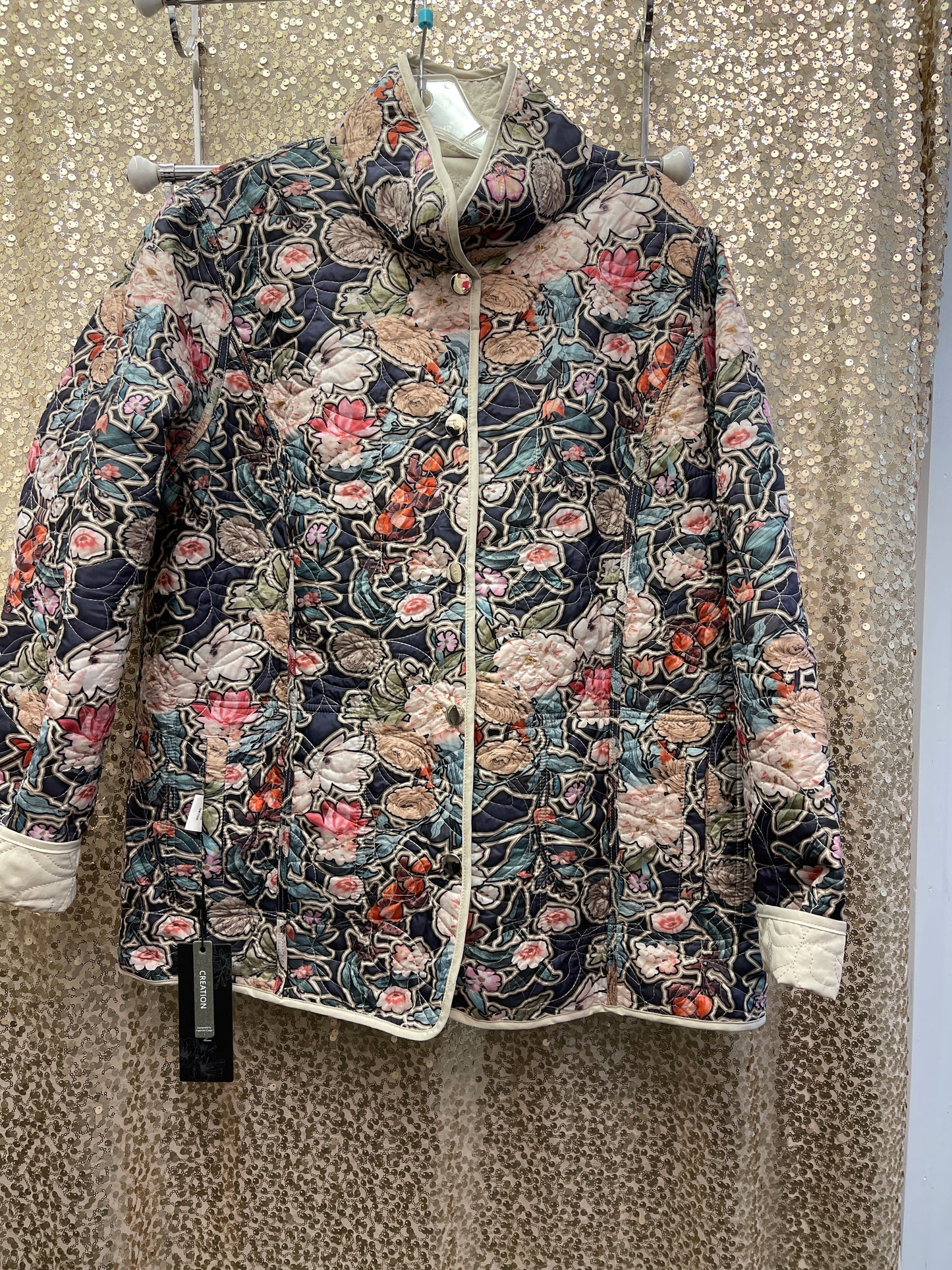 CREATIONS REV. PARCHMENT JKT REV. SIDE FLORAL