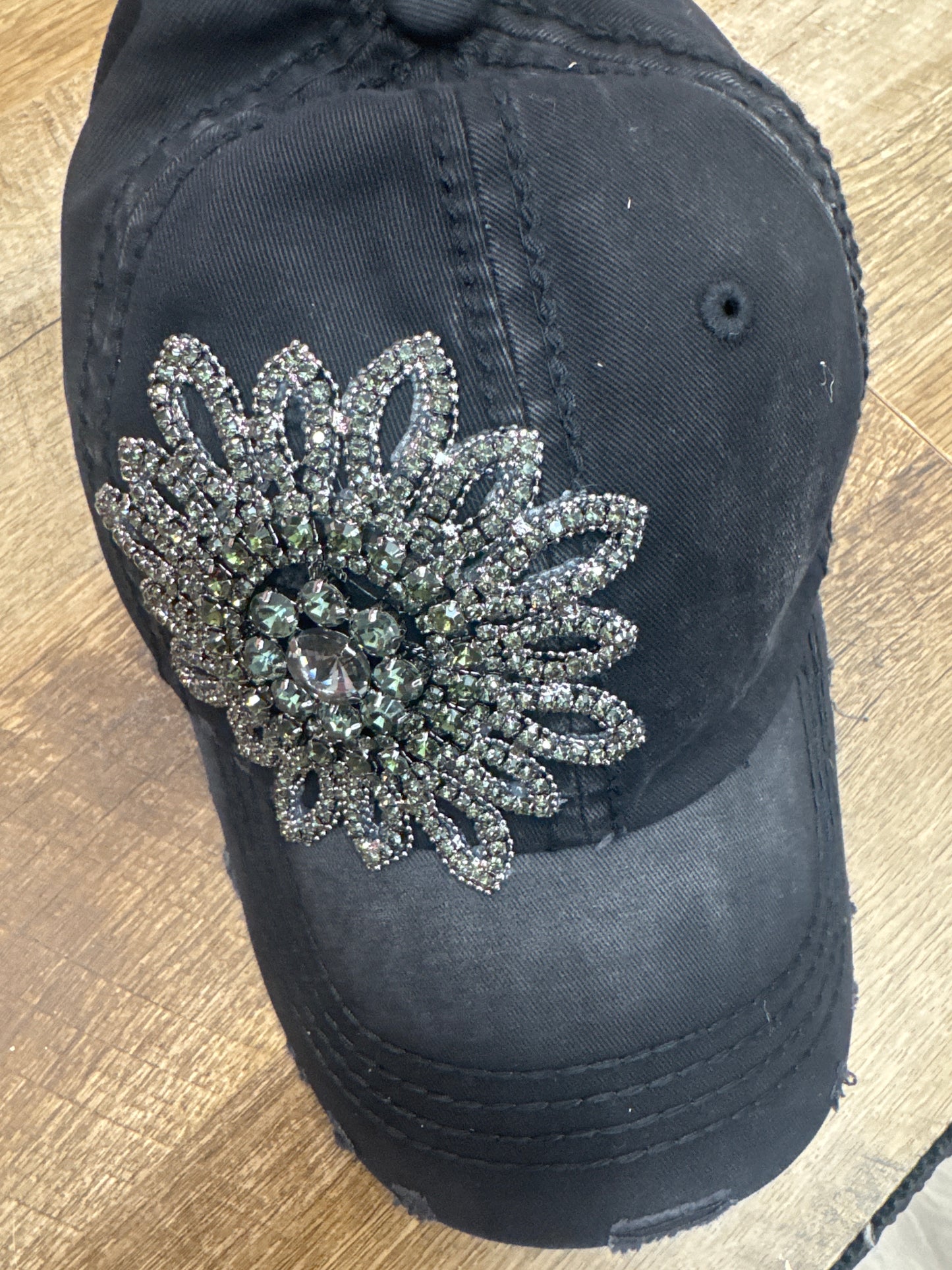 O&P SUNFLOWER BEJEWELED GLITZ DISTRESSED CAP ADJ BLACK