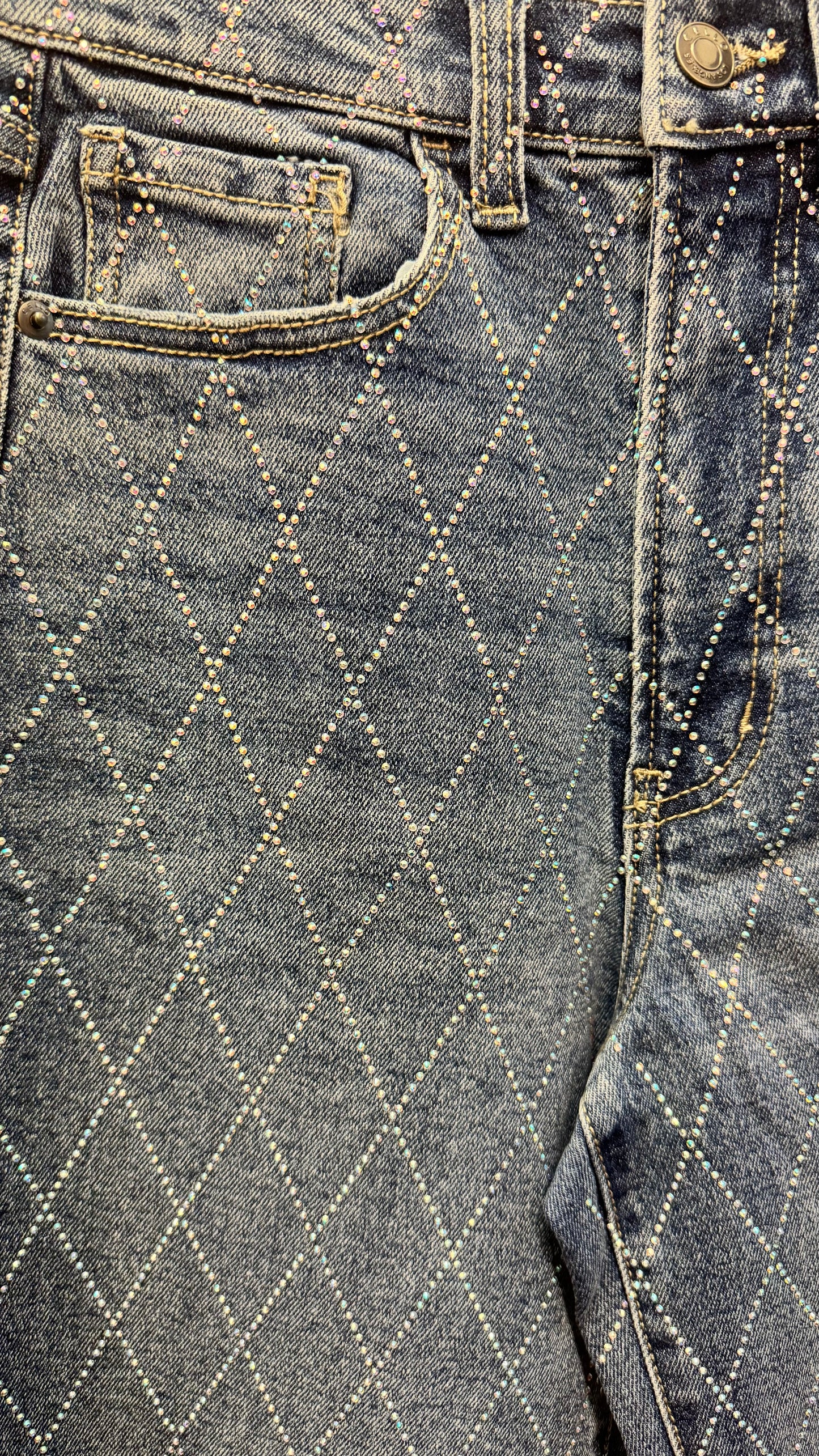 CELLO HIGH RISE DAD JEANS WITH RHINESTONE DIAMOND PATTERN