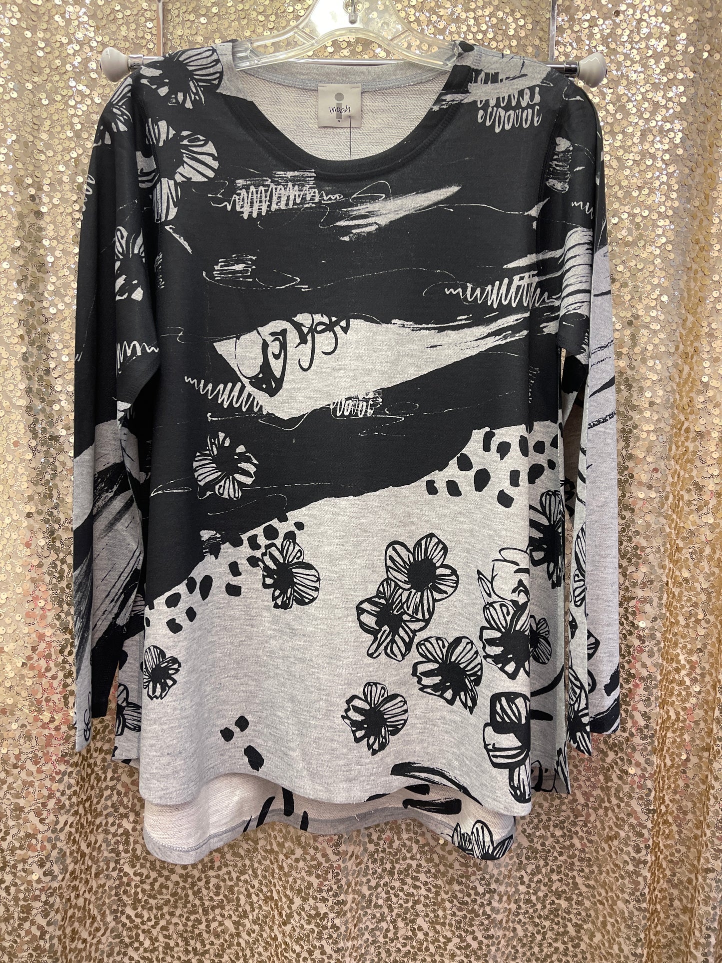 INOAH NIGHTSHADE L/S CREW NK TOP