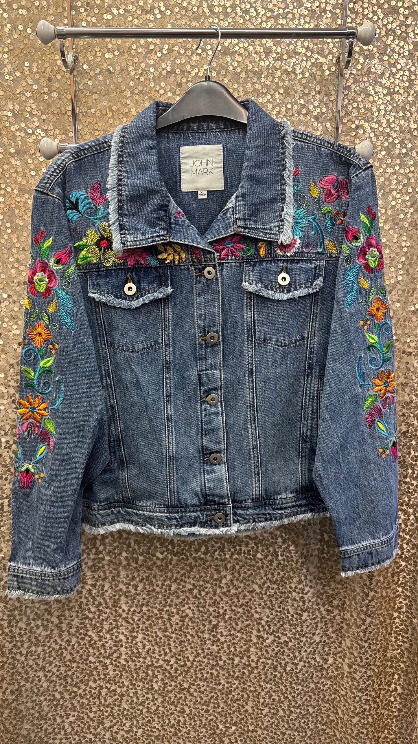 JM EMBRODERY DENIM JKT W/FRAYING