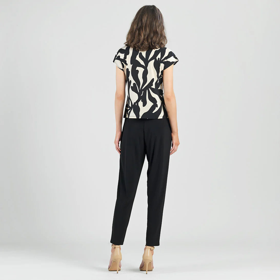 CSW LEAF PRINT DRAPE NECK TOP
