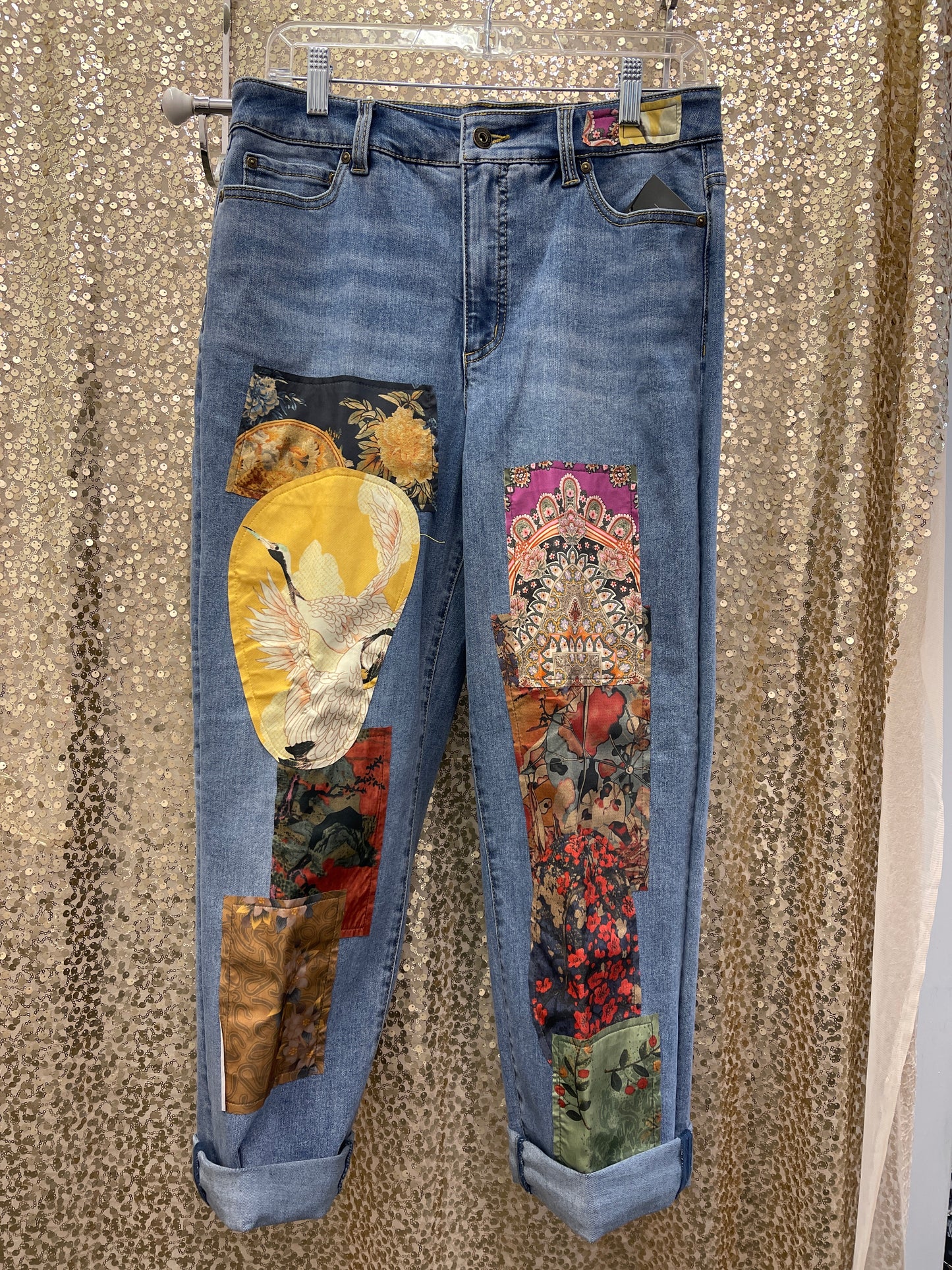 JM 5 POCKET JEAN W/PRINT PATCHES