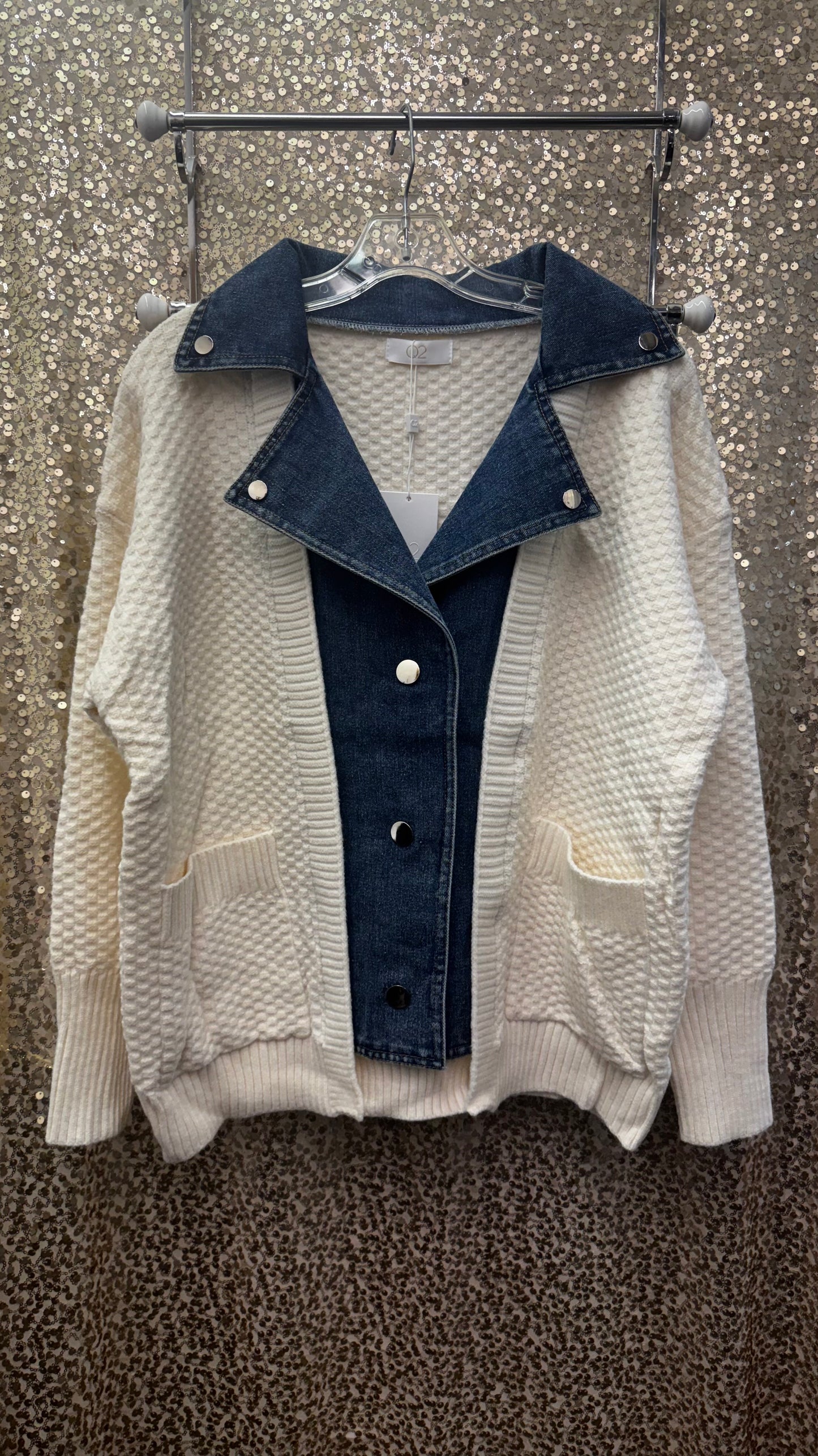 Q2 WAFFLE KNIT CARDIGAN WITH DENIM ACCENTS