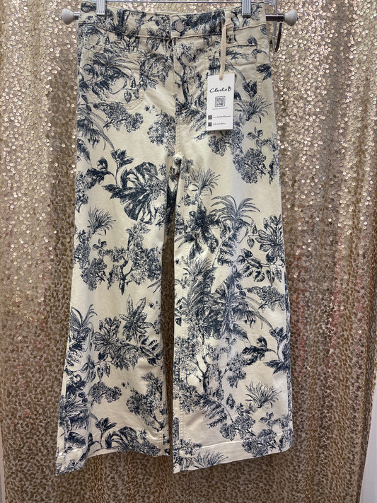 CB PRINTED CROPPED PATCH VERSAILLES