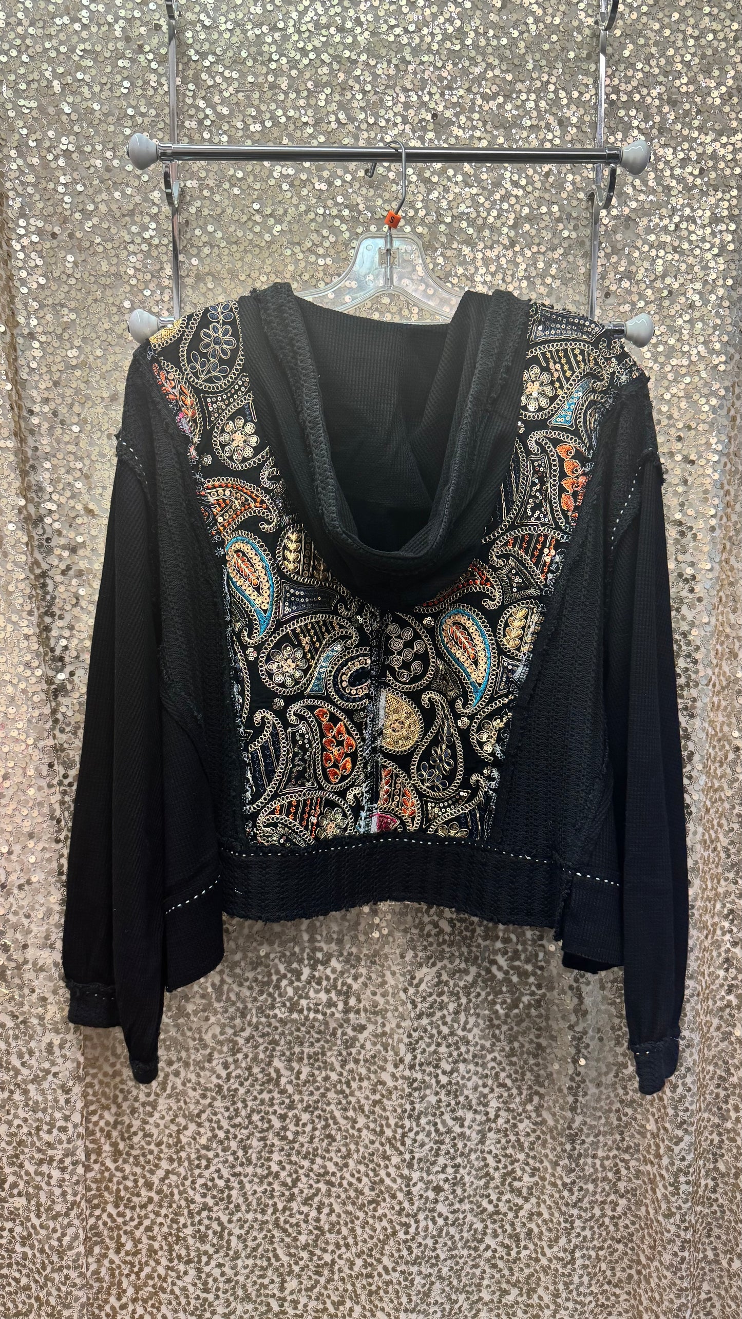 POL EMBELLISHED EMBROIDERED PAISLEY HOODIE