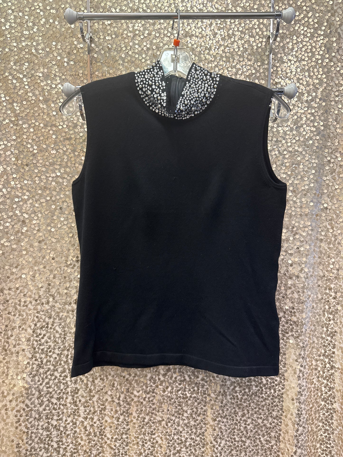 BLACK TURTLENECK W/STONES & PEARLS TOP
