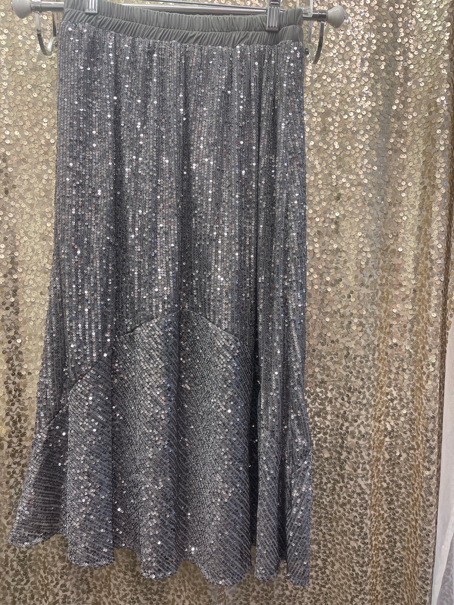 HAYDEN WOMENS SILVER SEQUIN SKIRT