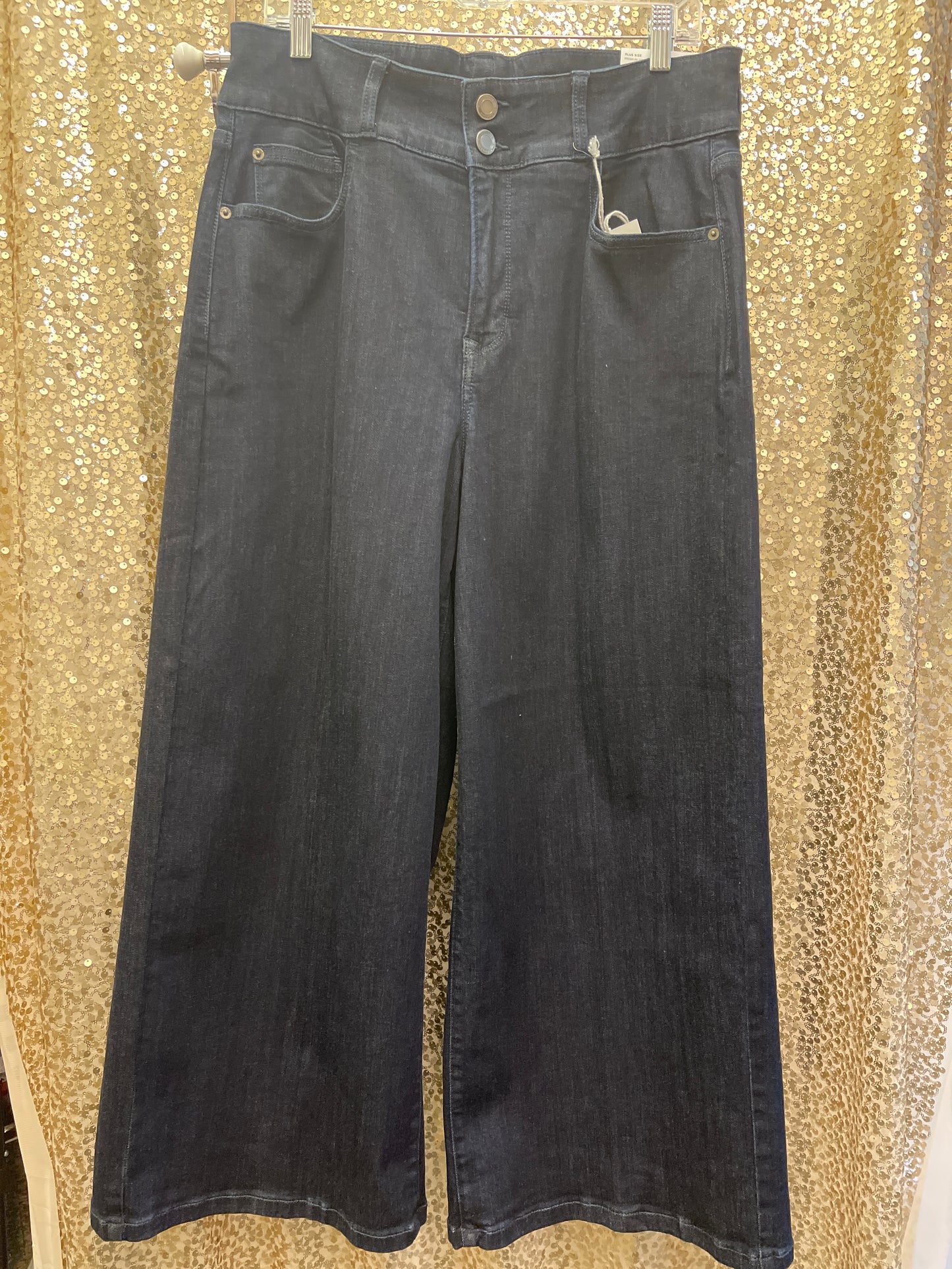 CELLO PLUS HIGH RISE 2BUTTON WIDE LEG CROP W/TUMMY CONTROL