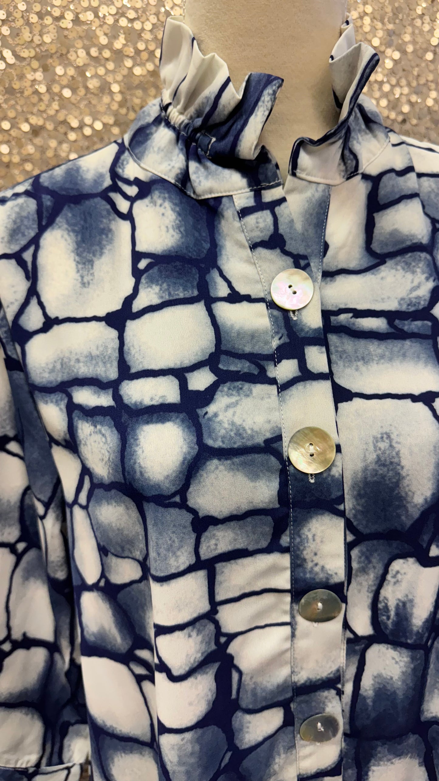LIOR DORA WIRE COLLAR BUTTON DOWN SHIRT