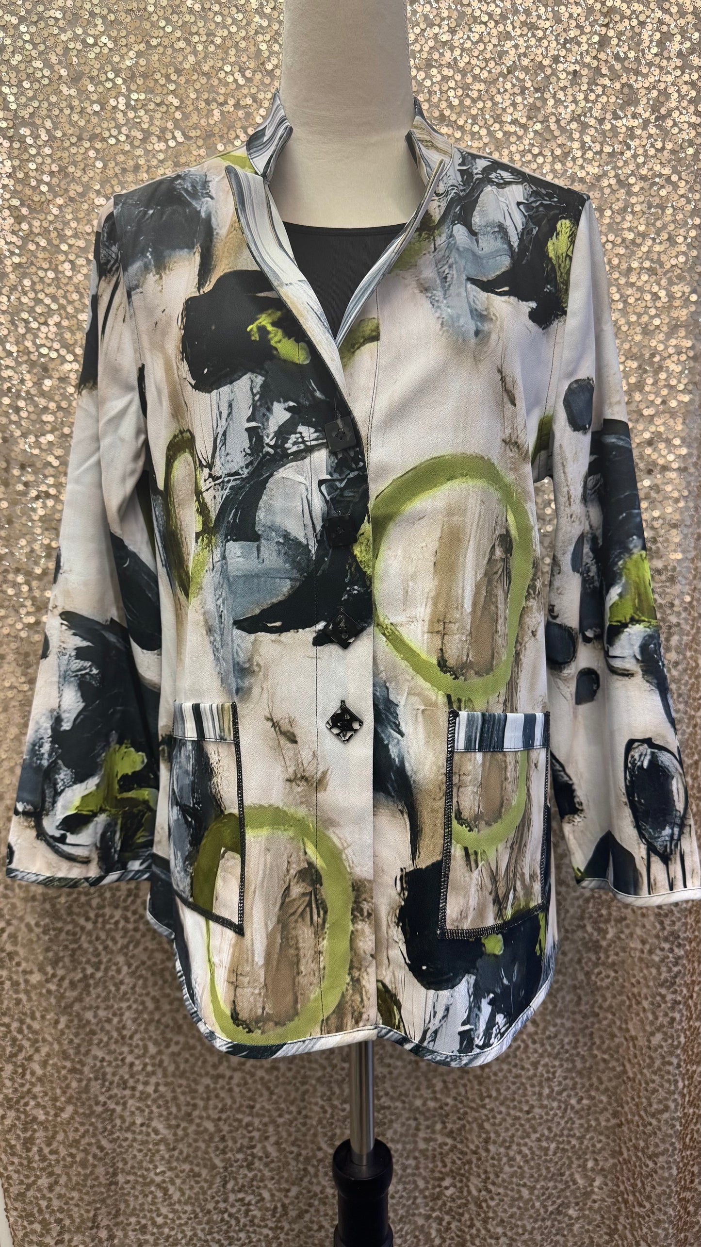 LG STAND COLLAR REVERSIBLE JACKET WITH BUTON DETAILS