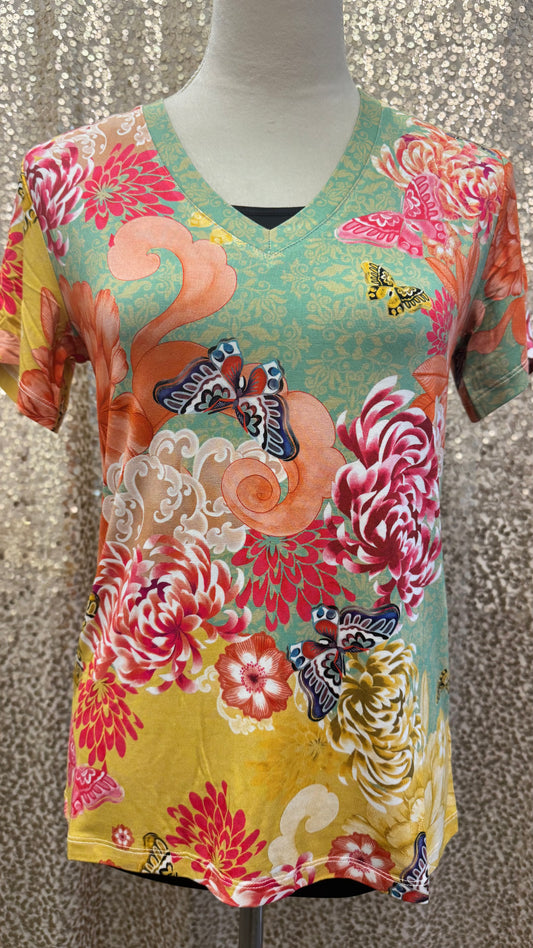 JW JANIE FAVORITE SHORT SLEEVE V-NECK TEE