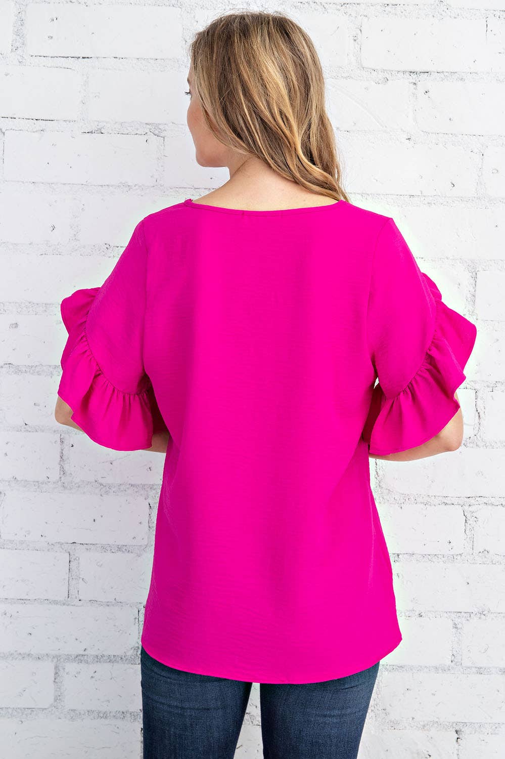 FSL RUFFLED TULIP SLEEVE V NECK TOP