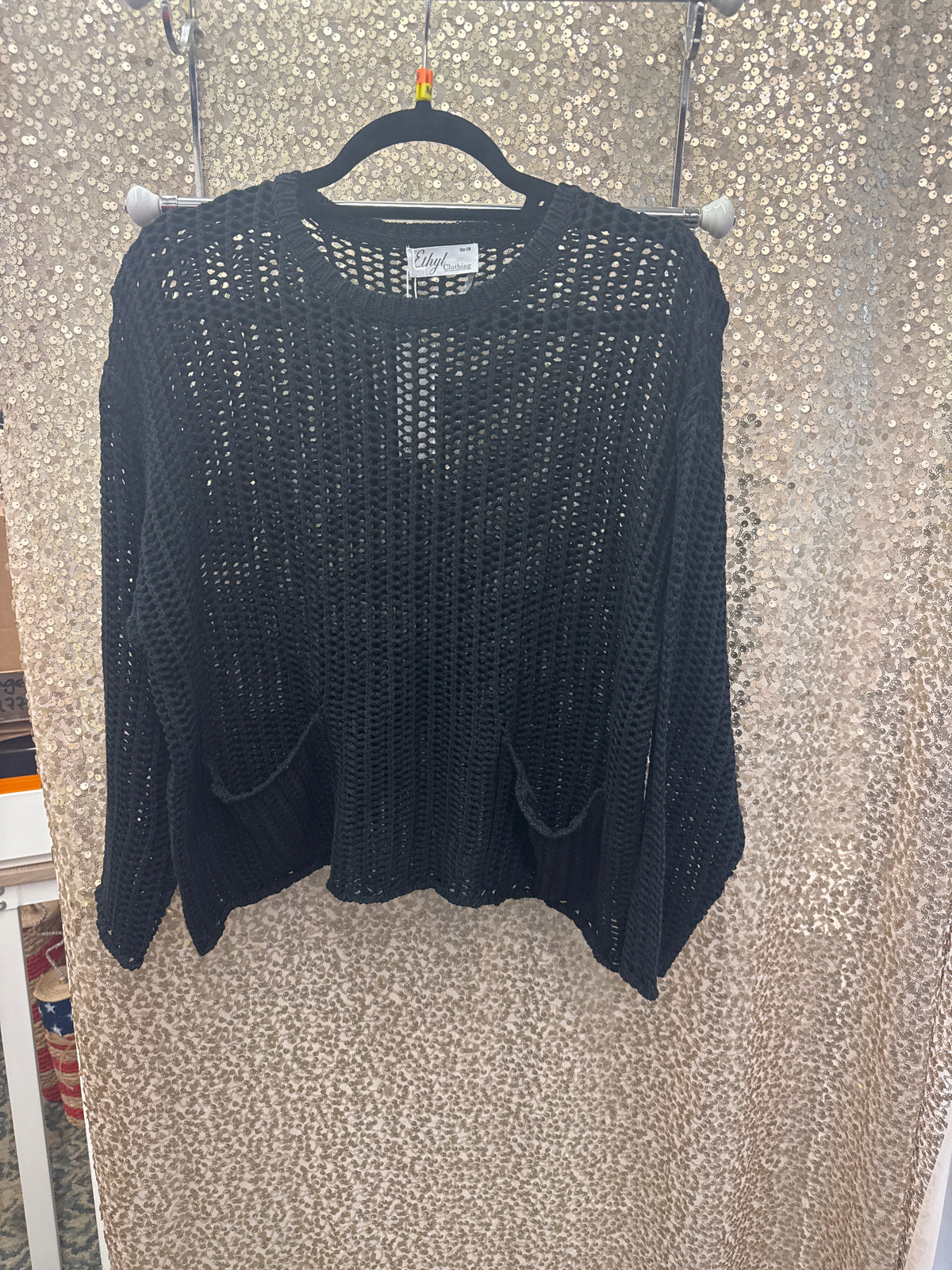 ETHYL BLACK PULLOVER