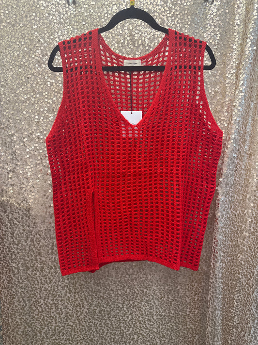 D&D RED CROCHETED VNECK SLEEVELESS  TOP