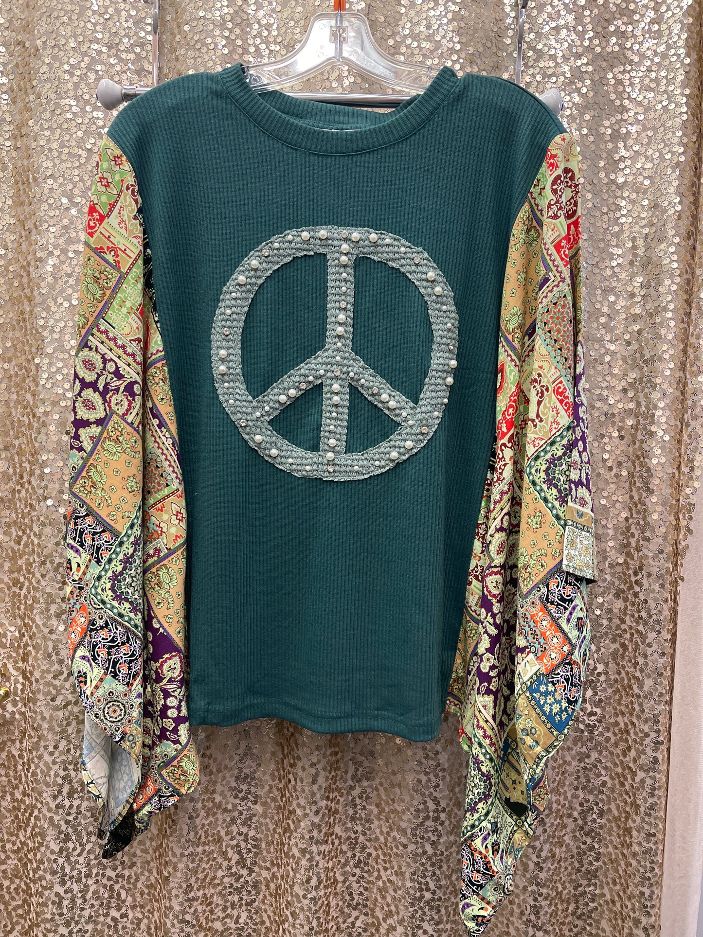 D&D BATWING KIMONO STONE PEACE SYMBOL