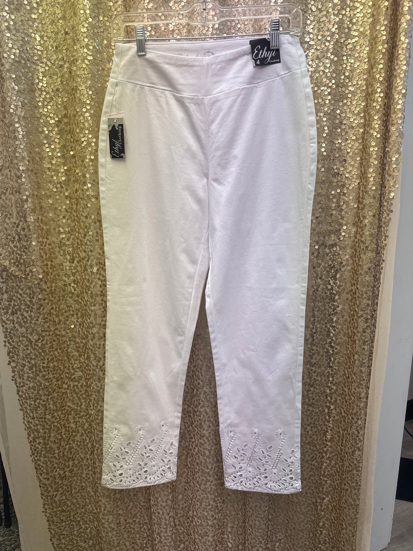 ETHYL ANKLE PANT WITH EMB. & BLING