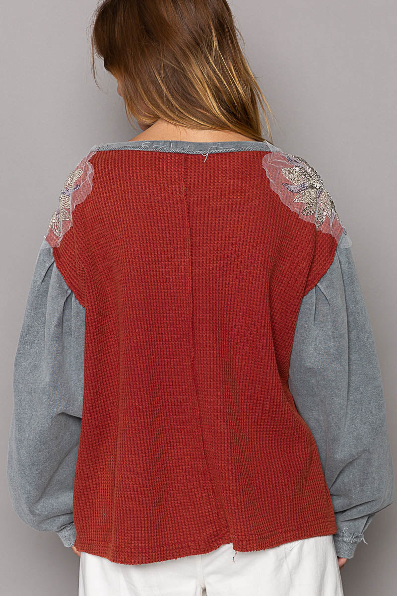VNECK CHIC TOP W/APPLIQUED SHOULDERS & PATCHES
