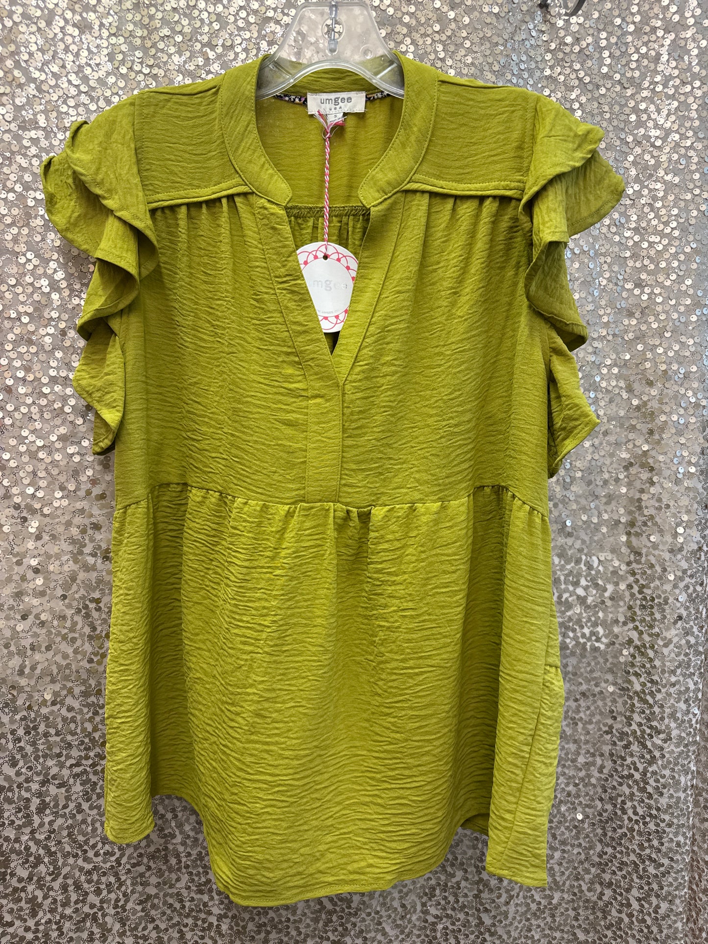 UMGEE AVOCADO TOP WITH RUFFLE CAP SLEEVE