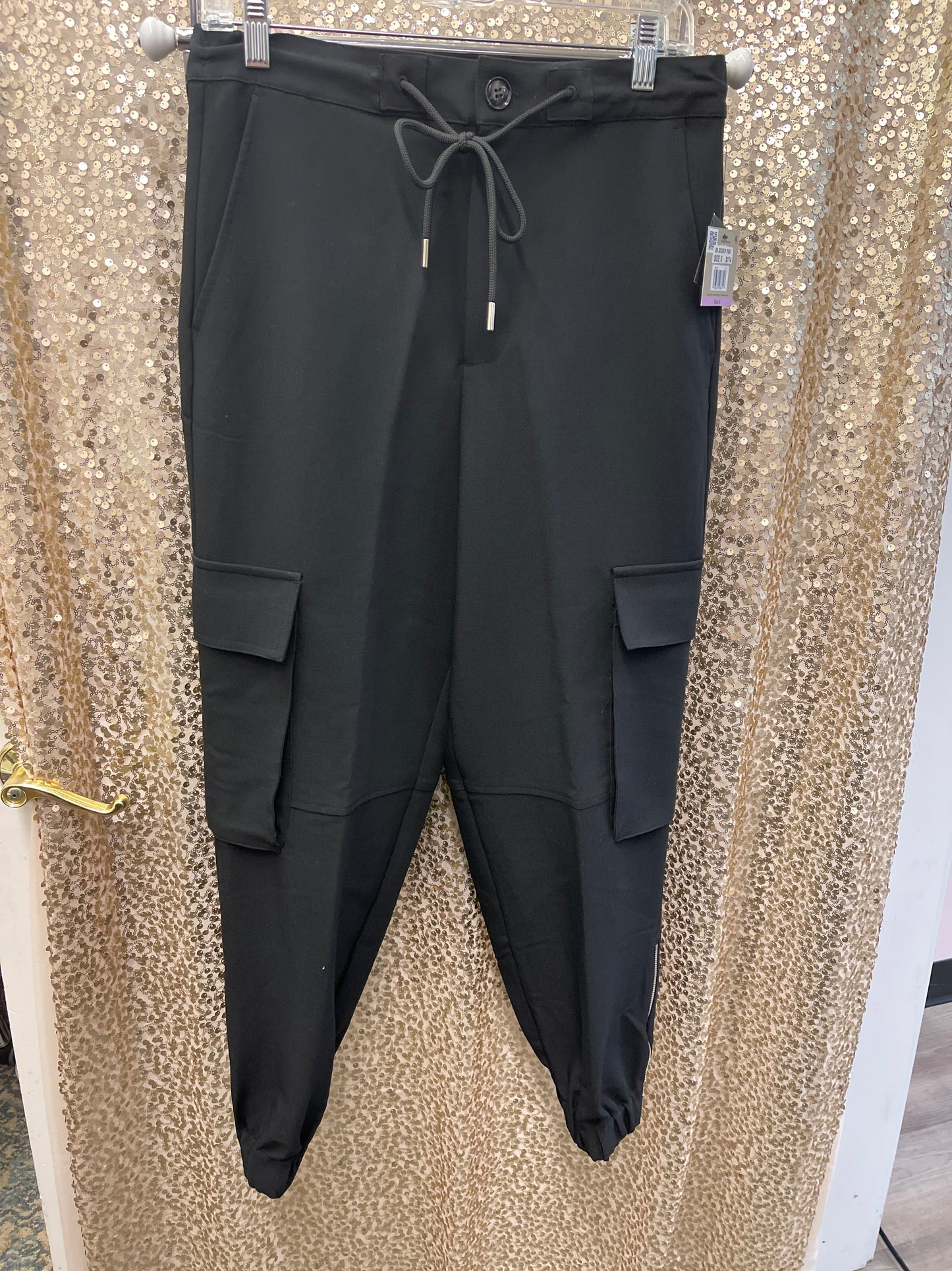 JM BLK JOGGER PANT W/DRAWSTRING & POCKETS PLUS