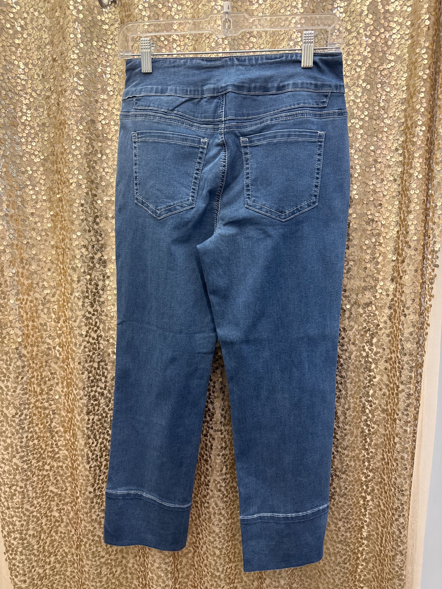 ETHYL PULL ON CAPRI WITH EMB. STARS