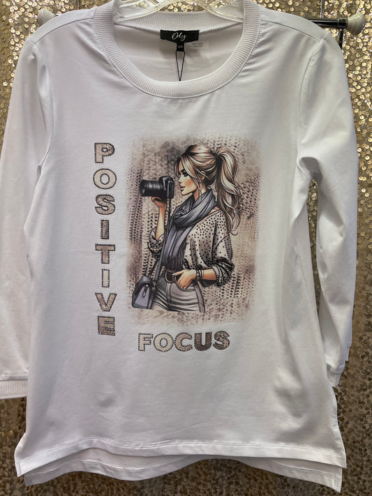 ORLY POSITIVE FOCUS 3/4 LENGTH SLEEVE GIRL W/CAMERA