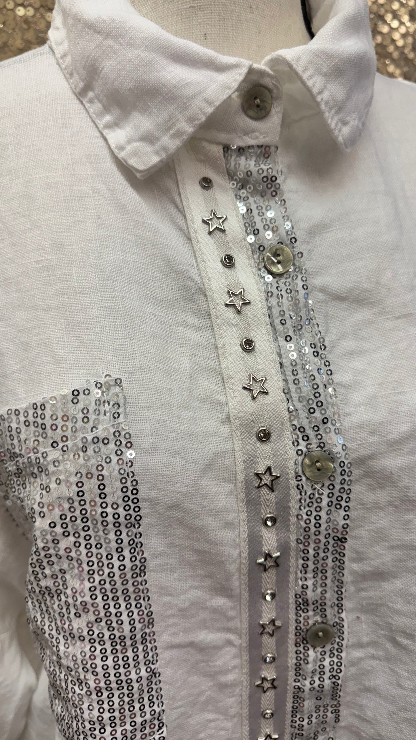 LM SHIMMER & STARS DETAILED BUTTON DOWN TOP