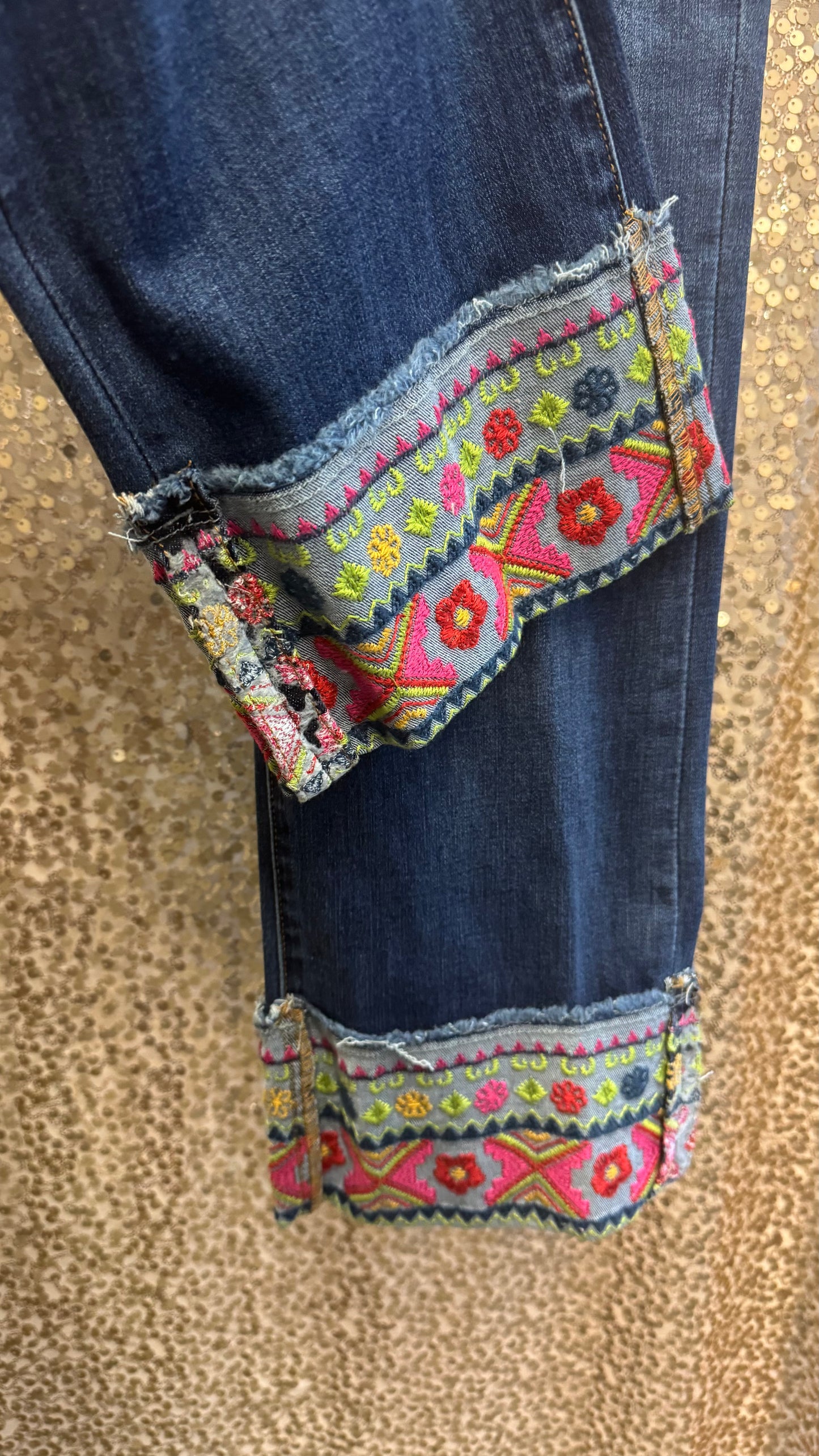 JM 5 POCKET PANT FOLDED HEM W/EMBRODIERY