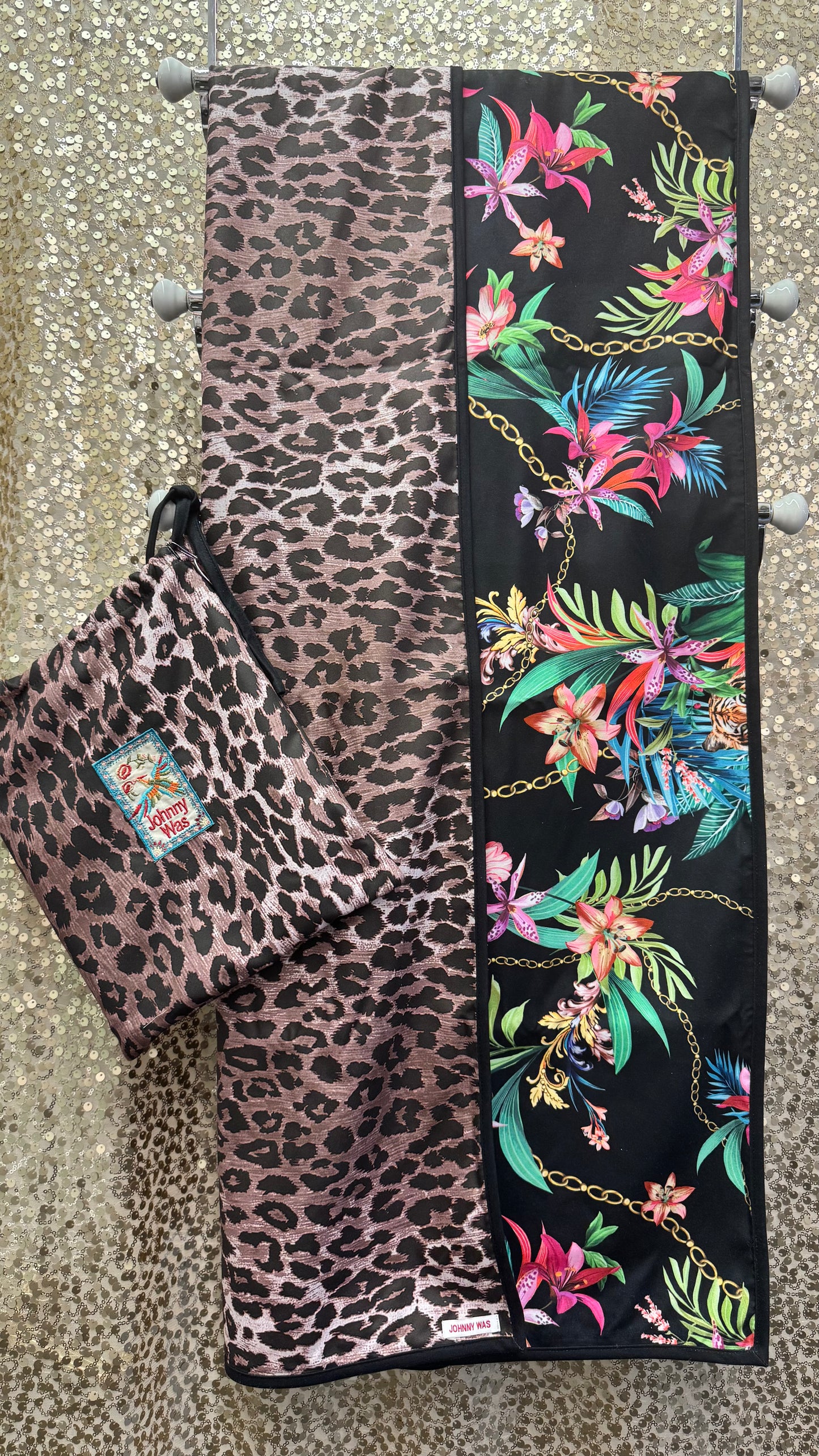 JW DOUBLE-SIDED BEACH TOWEL