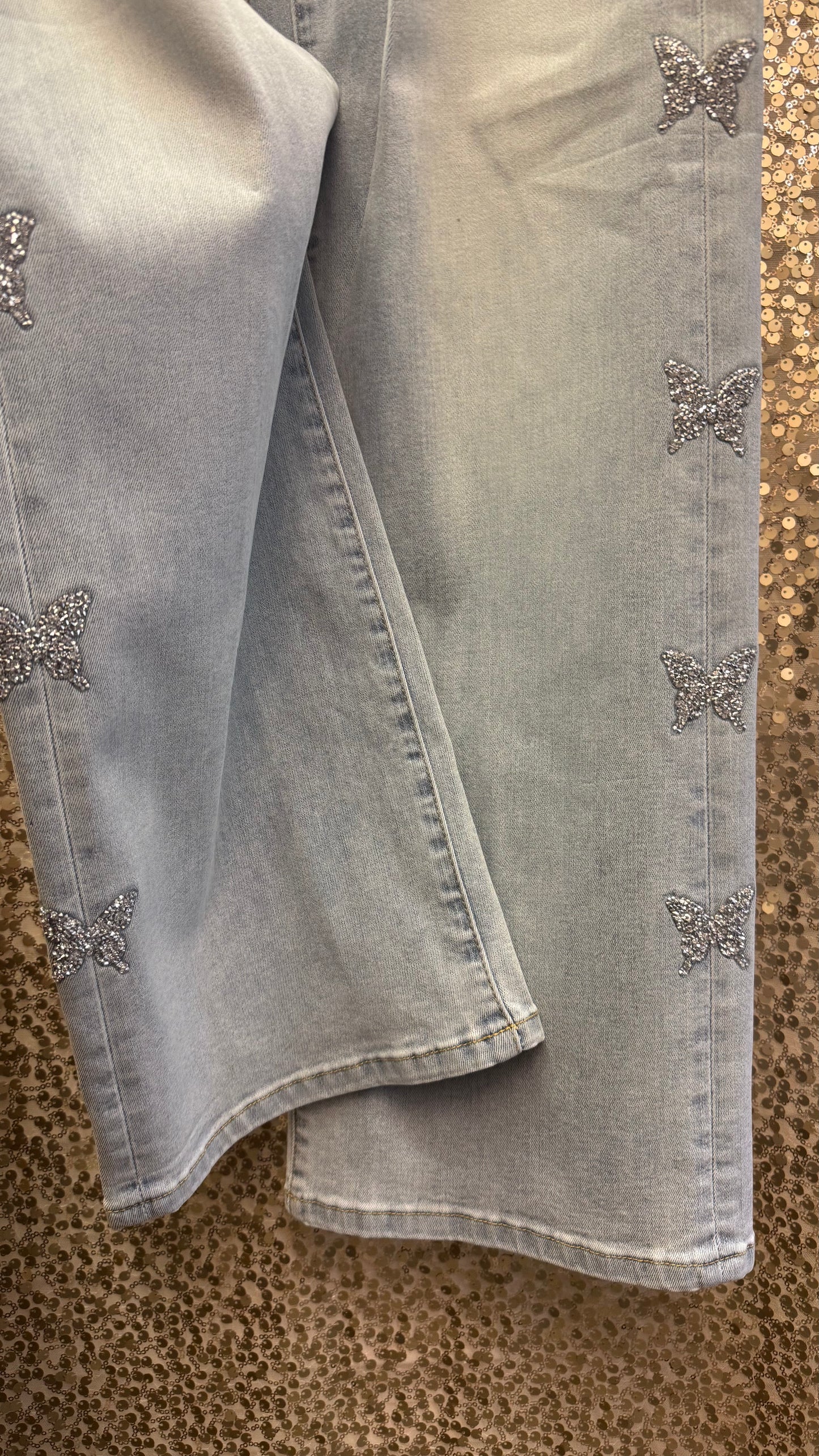 ORLY LIGHT DENIM PANT W/SEQUIN BUTTERFLIES DOWN SIDE