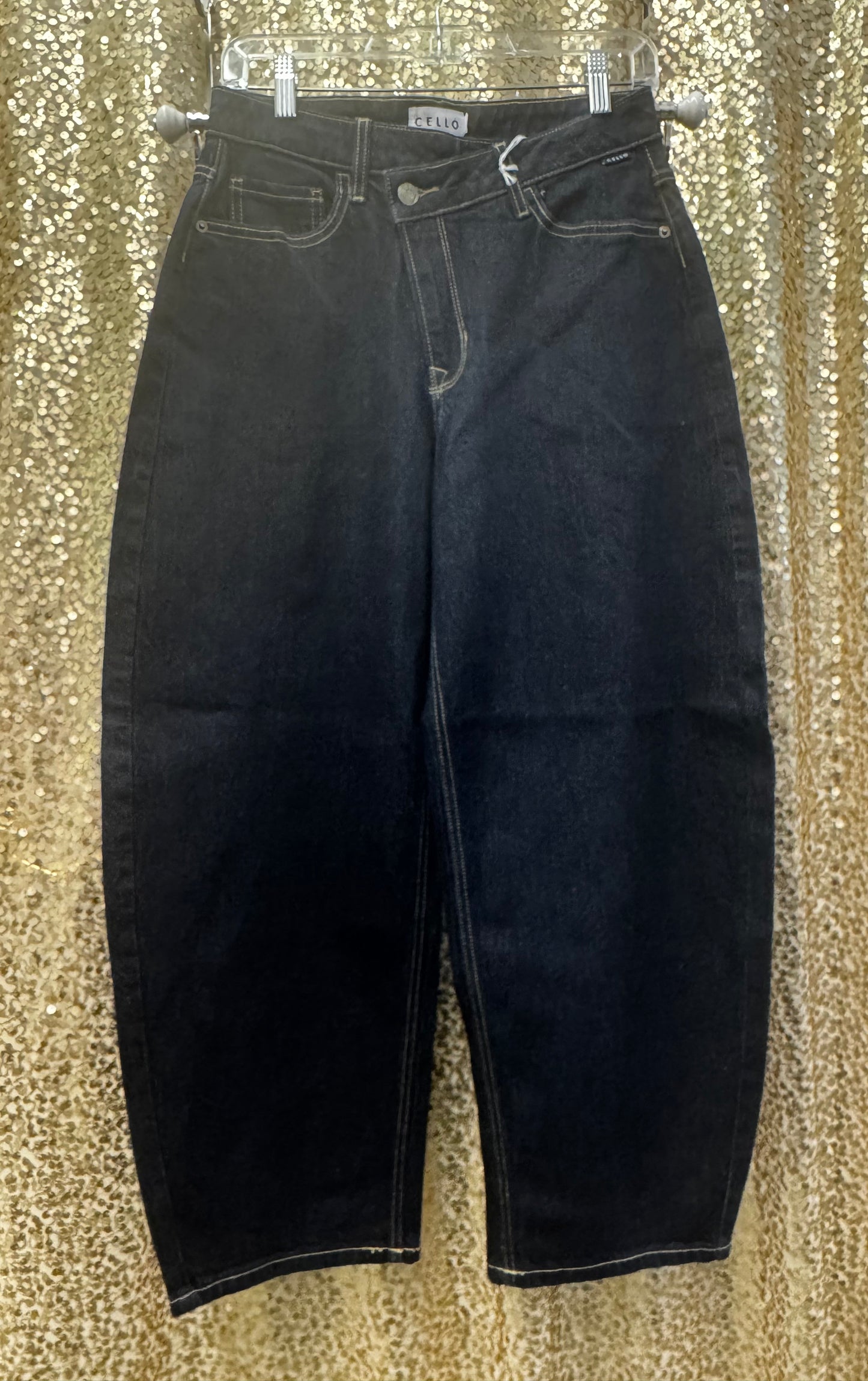 CELLO HIGH RISE BARREL CROP PANTS