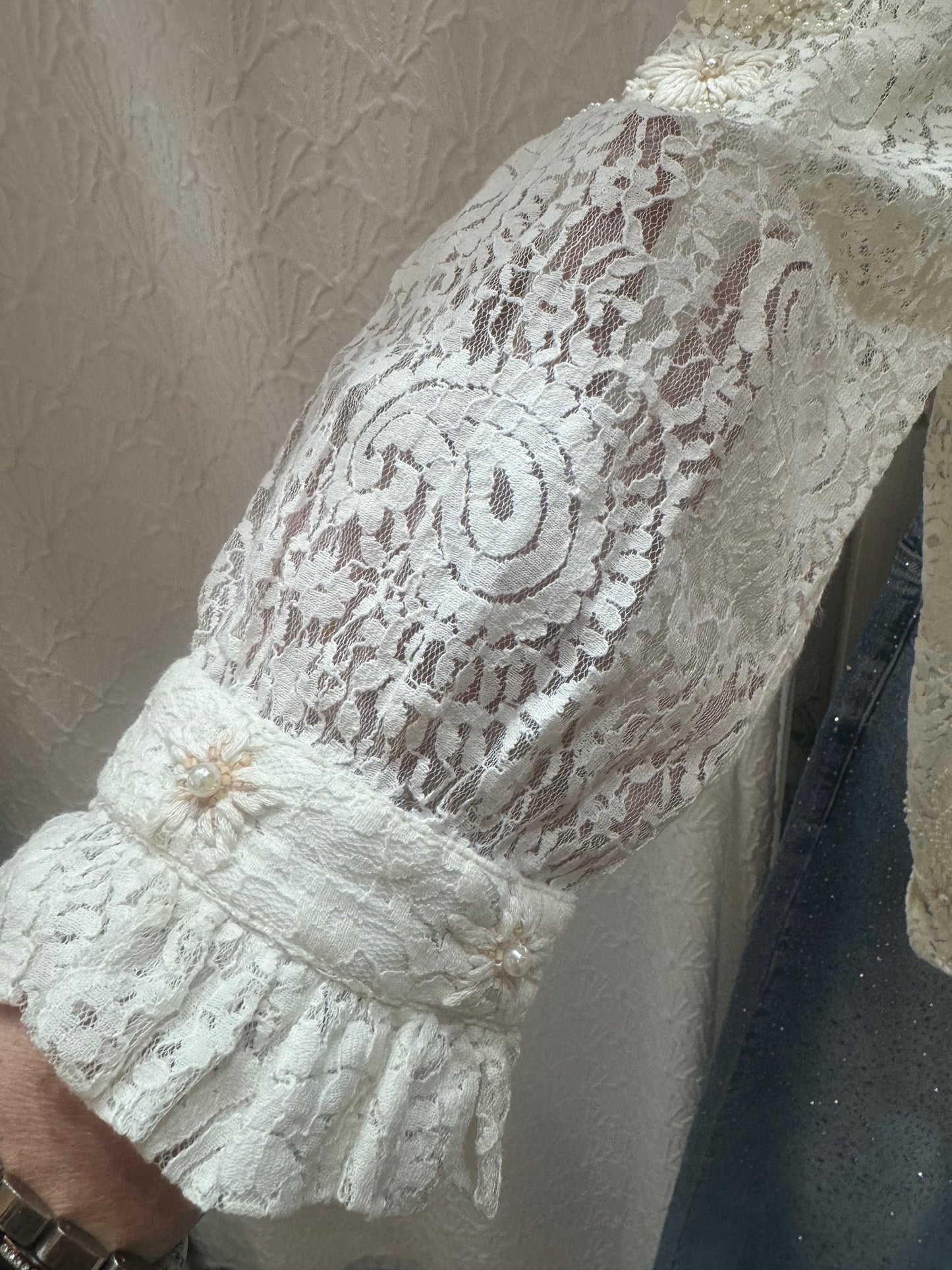 LACE MANDARIN COLLAR TUNIC