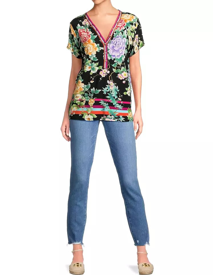 JW JANIE BUTTON NECK TEE - LE JARDIN