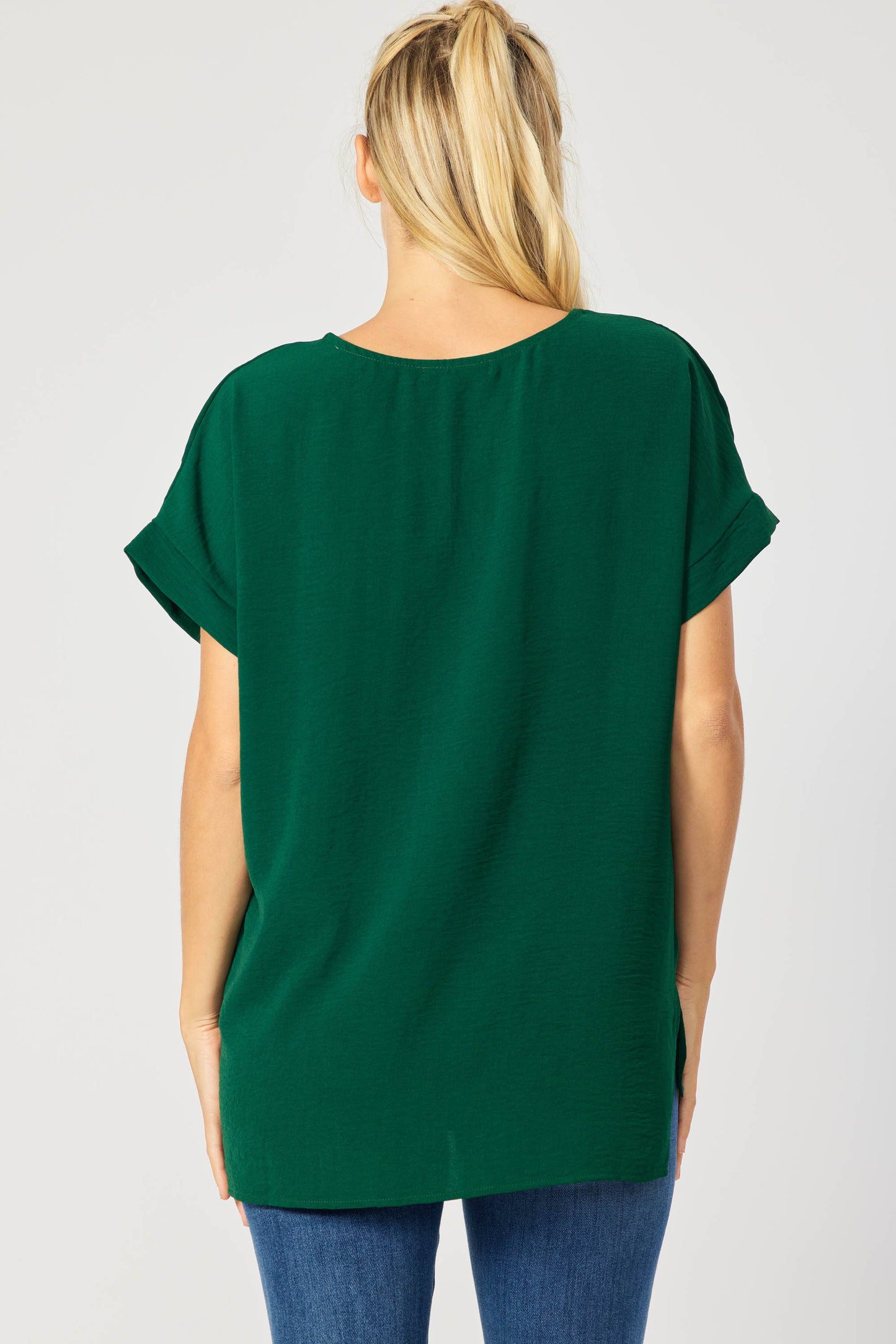 FSL SHORT SLEEVE RELAXED FIT WOVEN V NECK TOP