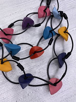 MULTI COLORED LAYERED NECKLACE